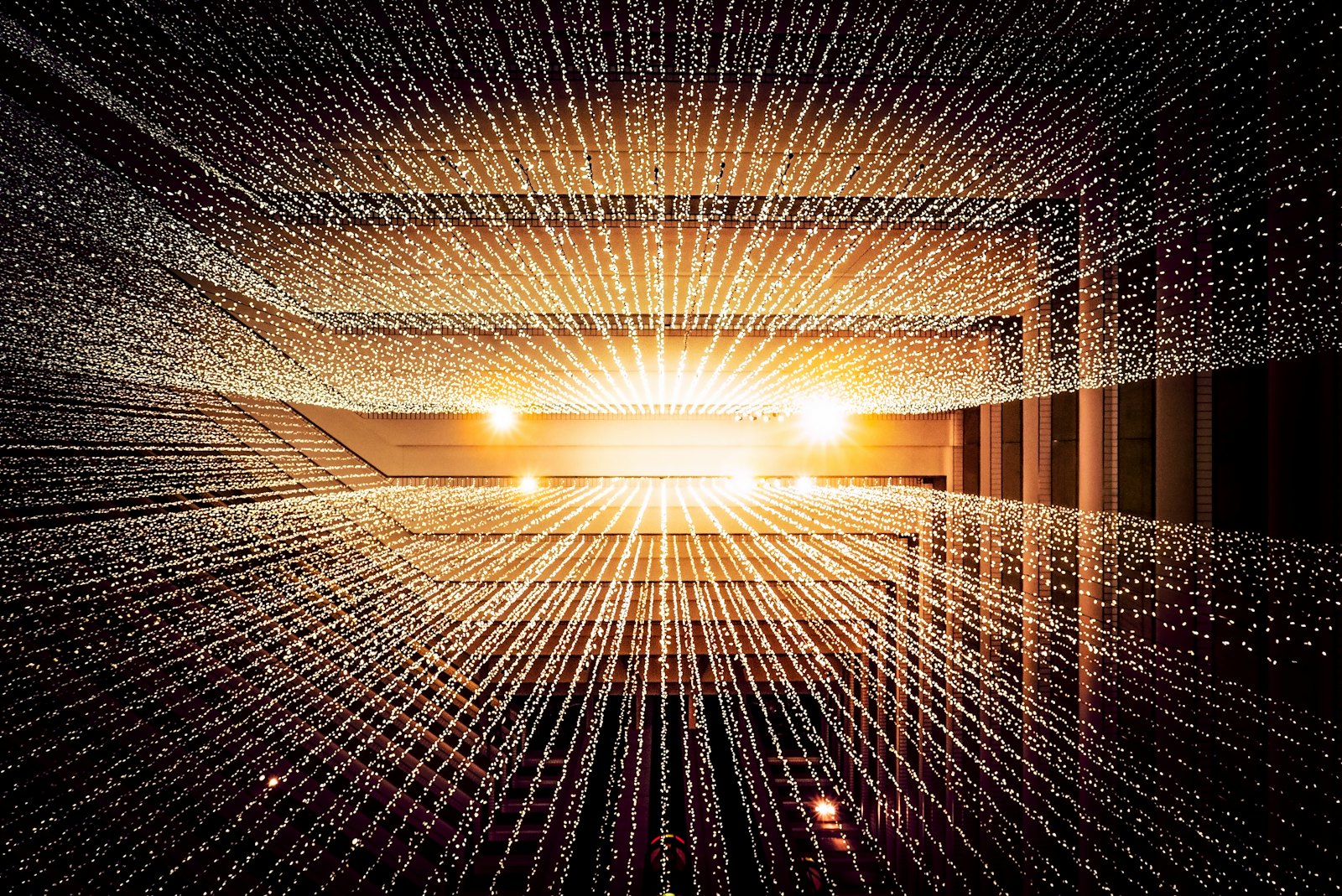 AI・ネットワークを表す光の粒子